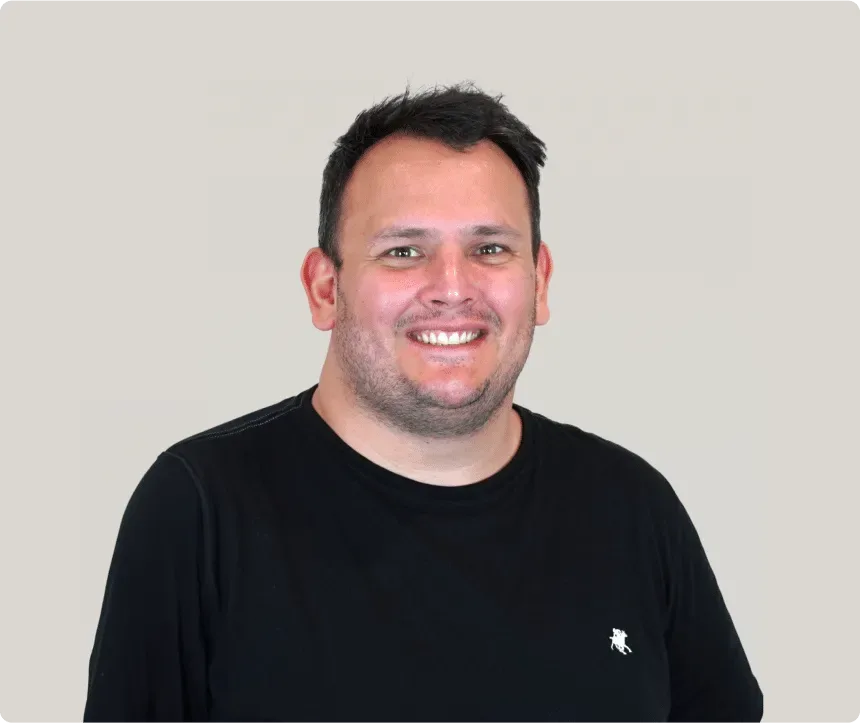 Mauro, Development Manager, Web